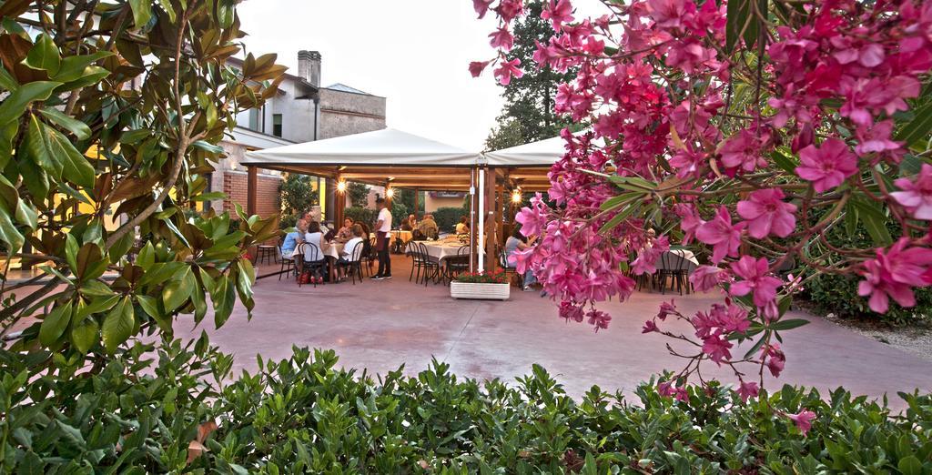 Albergo Vecchio Forno Spoleto Exterior photo