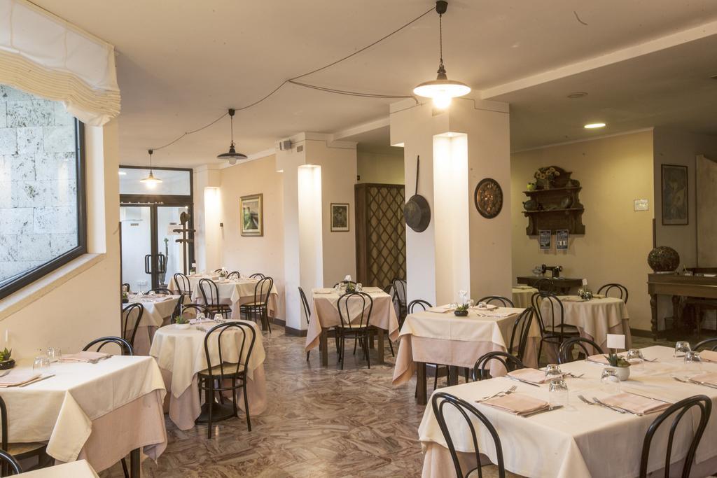 Albergo Vecchio Forno Spoleto Exterior photo