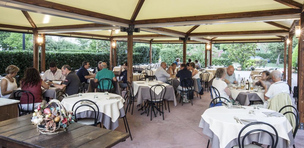 Albergo Vecchio Forno Spoleto Exterior photo